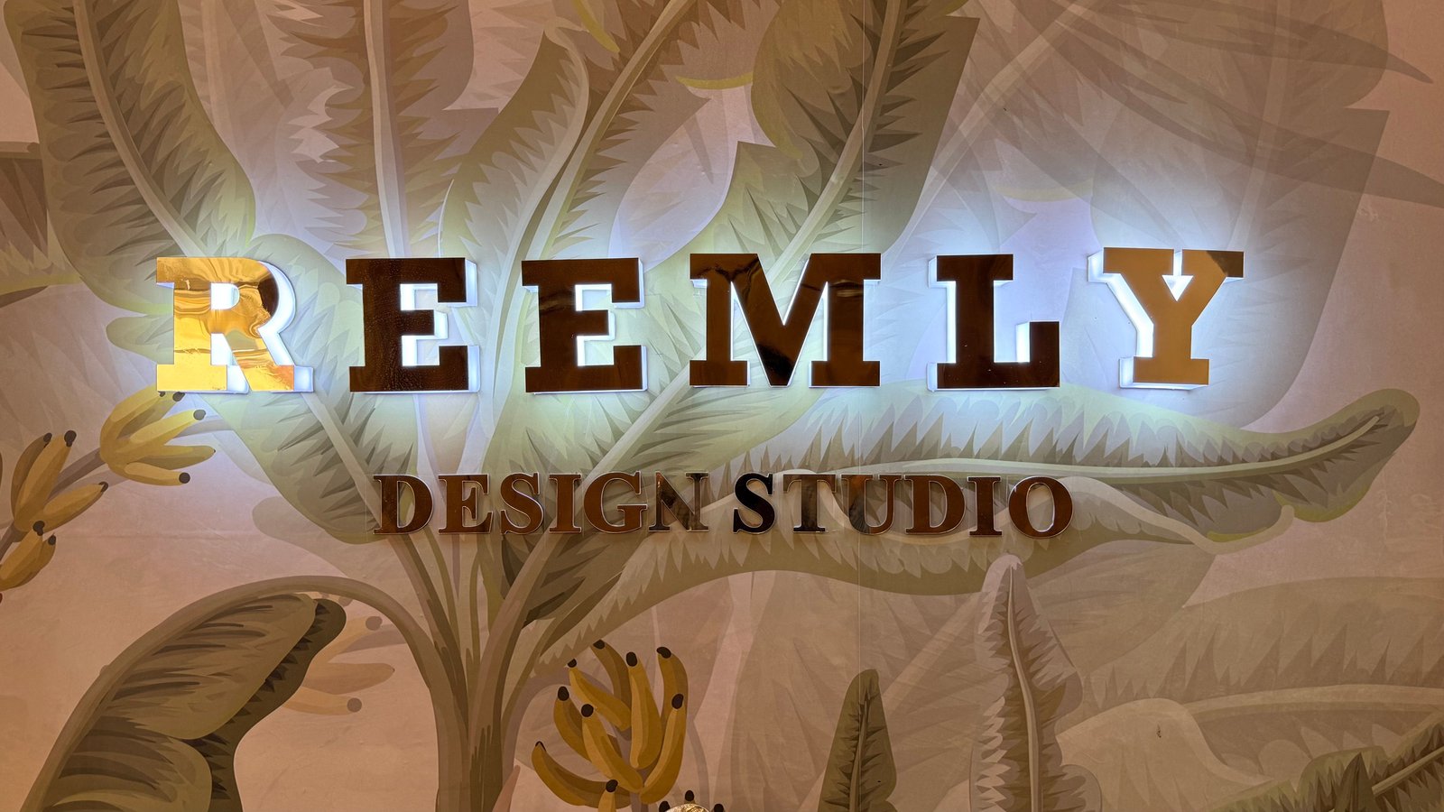 Reemly's Design Studio Interior
